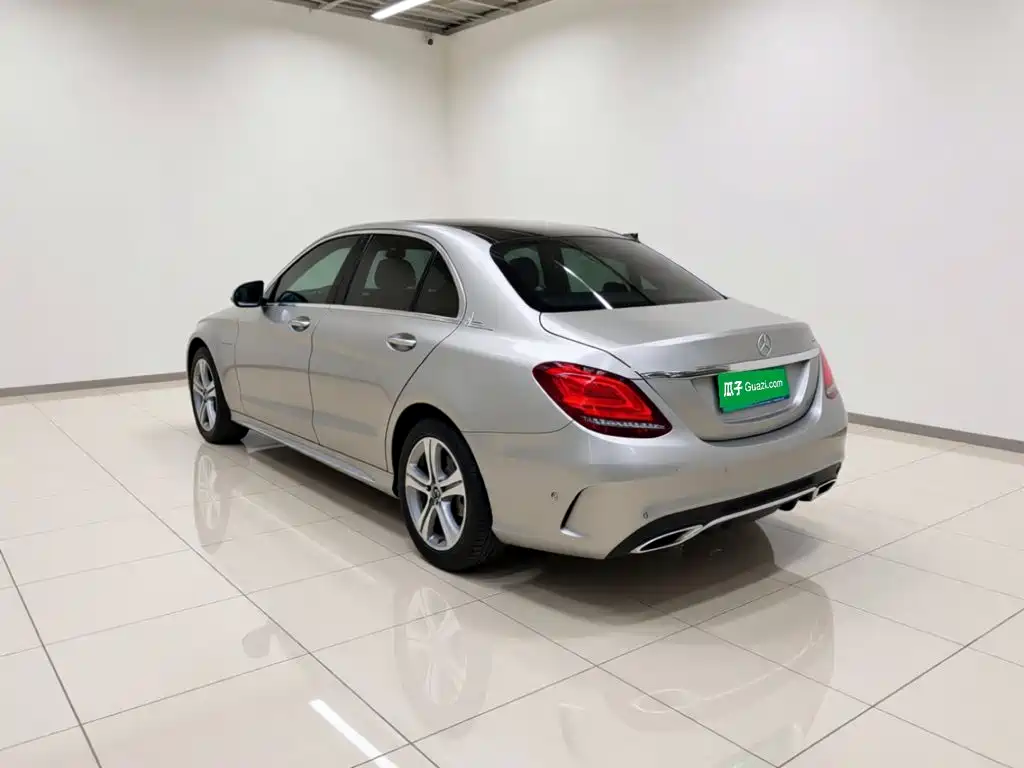 Mercedes-Benz C-Class 2019 — фото 4