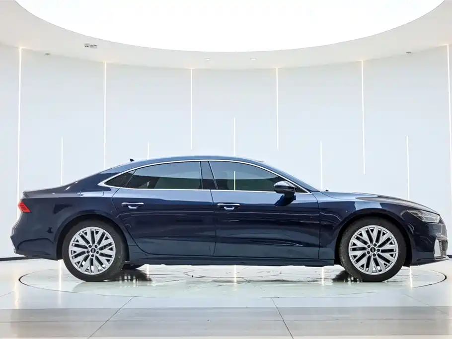 Audi A7L 2024 — фото 4