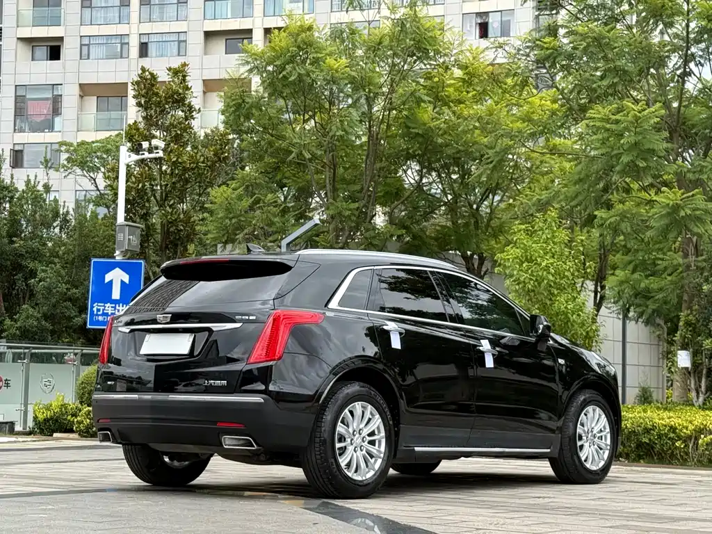Cadillac XT5 2019 — фото 7