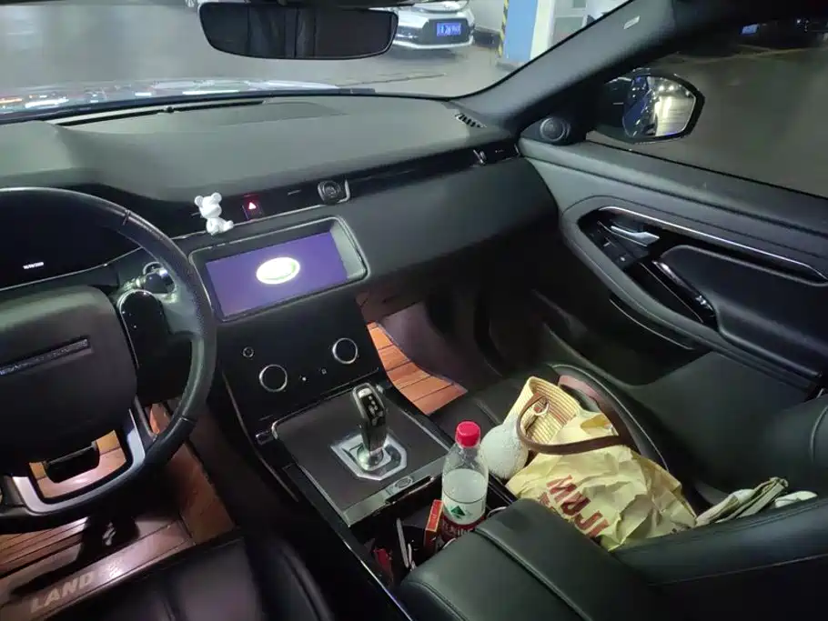 Land Rover Range Rover Evoque 2020 — фото 13