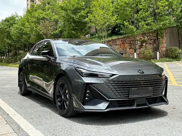 Changan UNI-V 2023