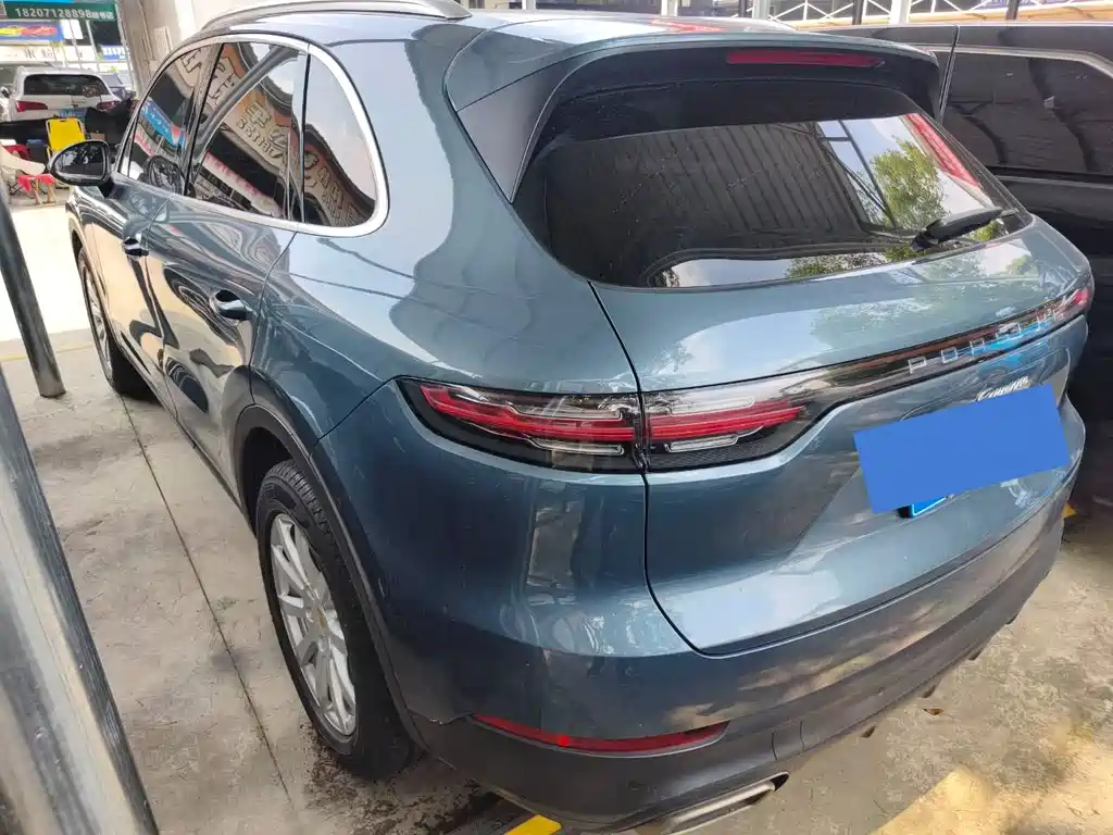 Porsche Cayenne 2018 — фото 16