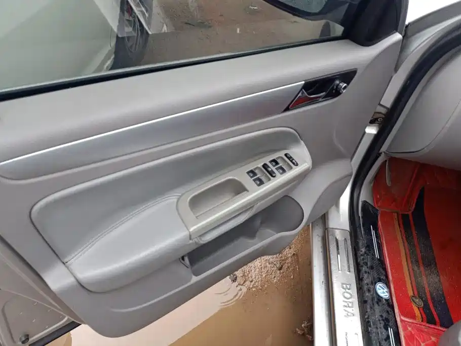 Volkswagen Bora 2012