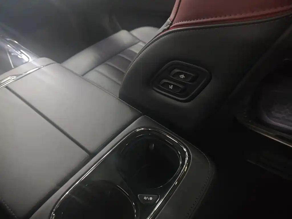GAC Motor Trumpchi M8 2023 — фото 10