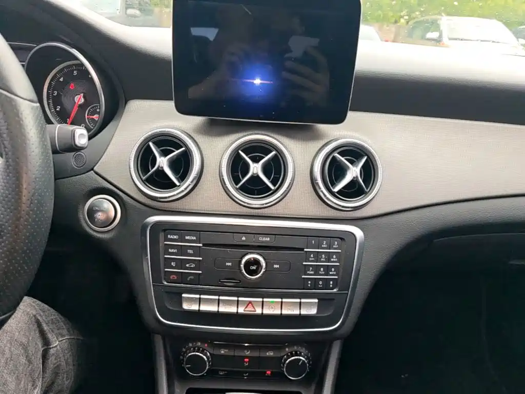 Mercedes-Benz CLA 2016 — фото 13
