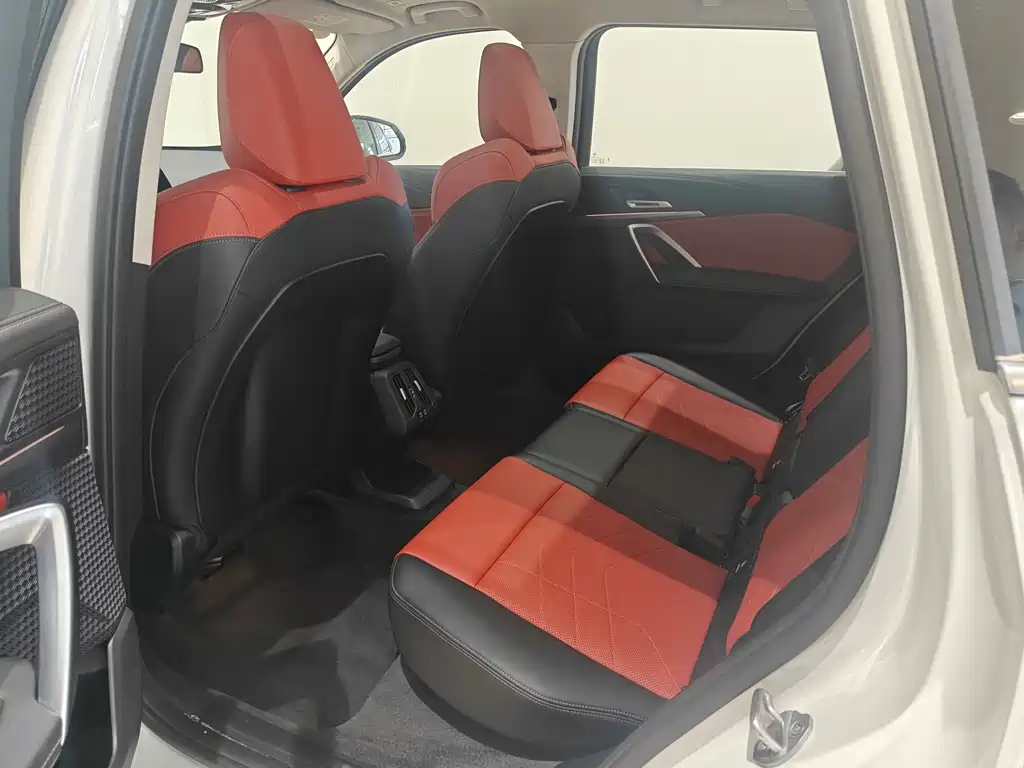 BMW X1 2025 — фото 11