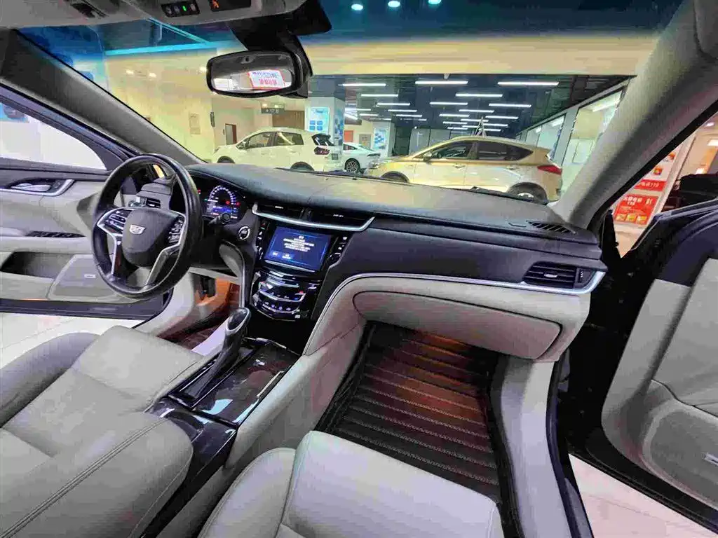 Cadillac XTS 2016 — фото 10