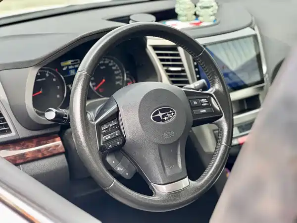 Subaru Outback 2013