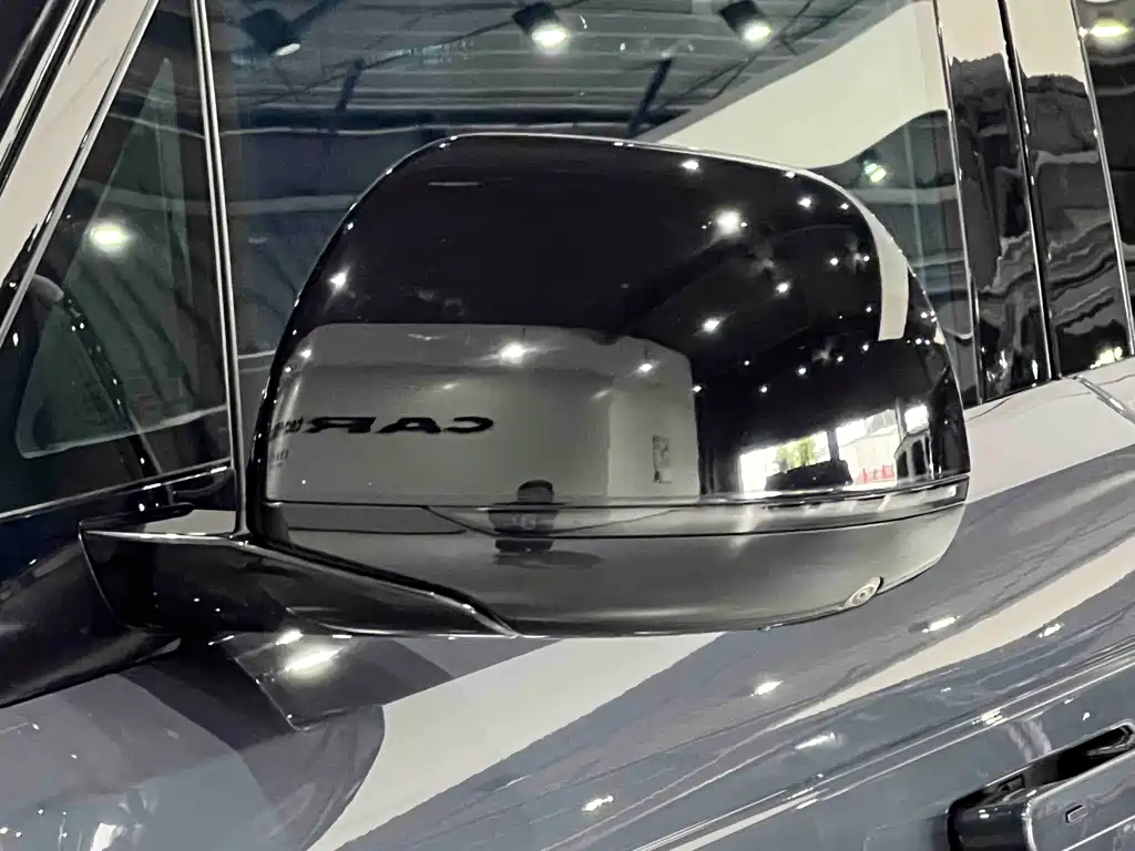 Land Rover Sport 2024 — фото 13