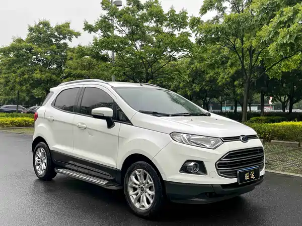 Ford EcoSport 2015