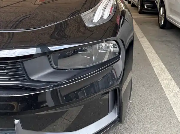 Lynk & Co 03 2019