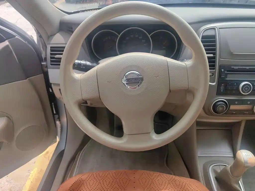 Nissan Sylphy 2015 — фото 11