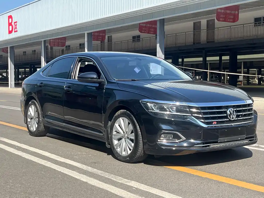 Volkswagen Passat 2019 — фото 3