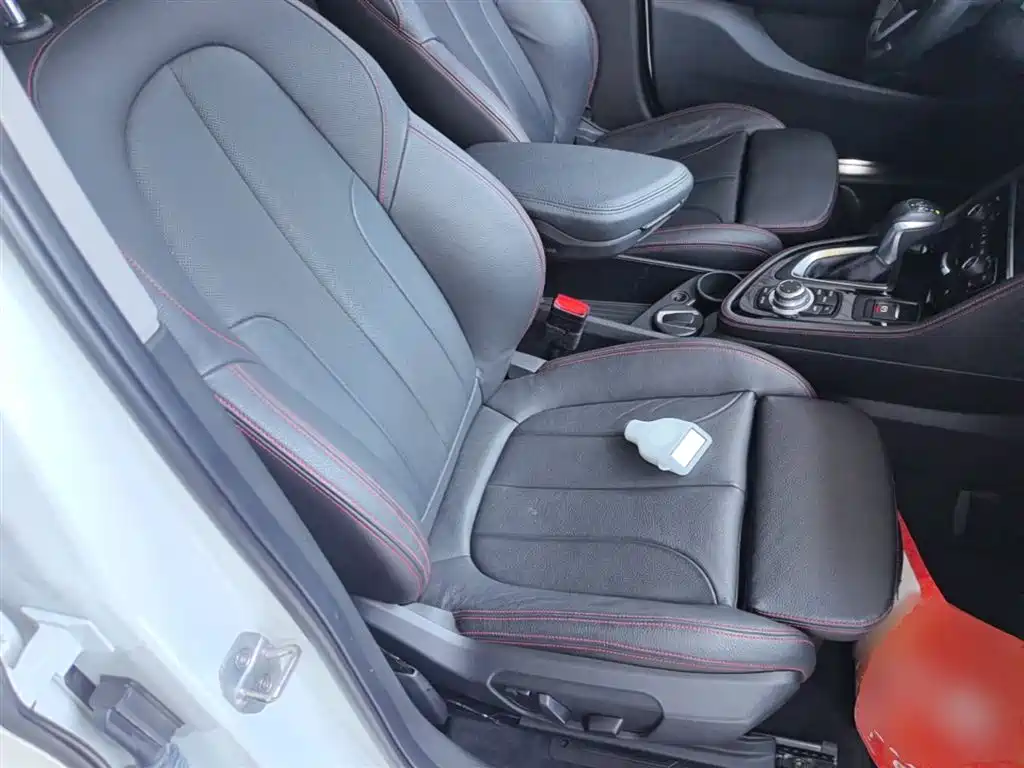 BMW 2 Series Active Tourer 2015 — фото 25