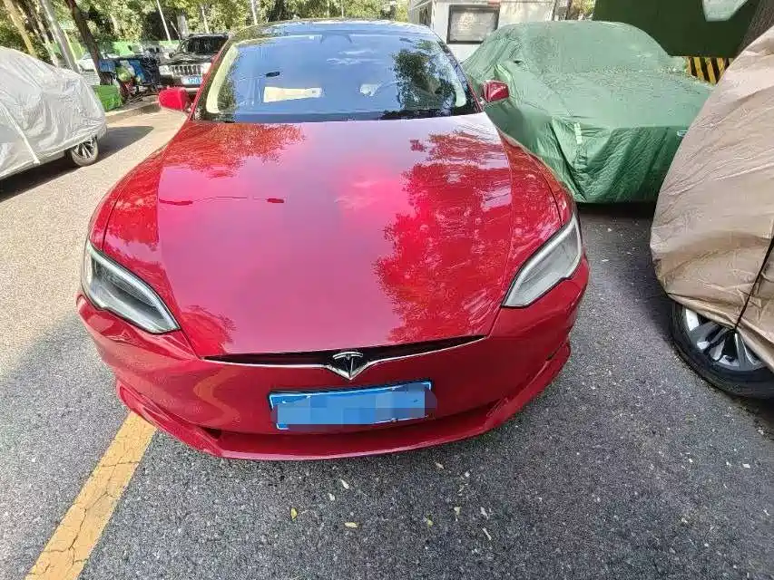 Tesla Model S 2017 — фото 2