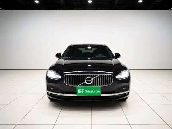 Volvo S90 2021