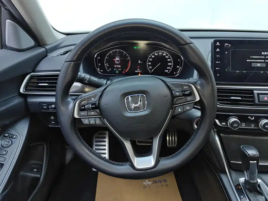 Honda Accord 2022 — фото 15