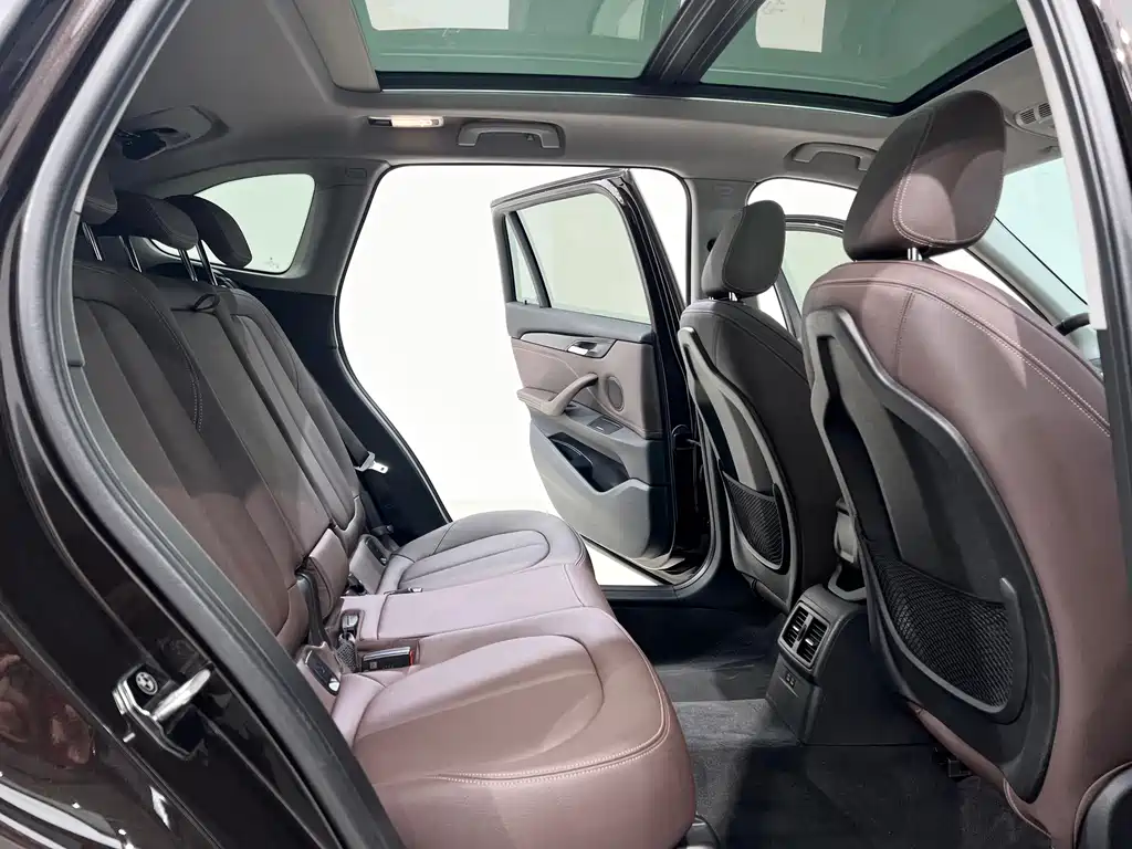 BMW X1 2020 — фото 10