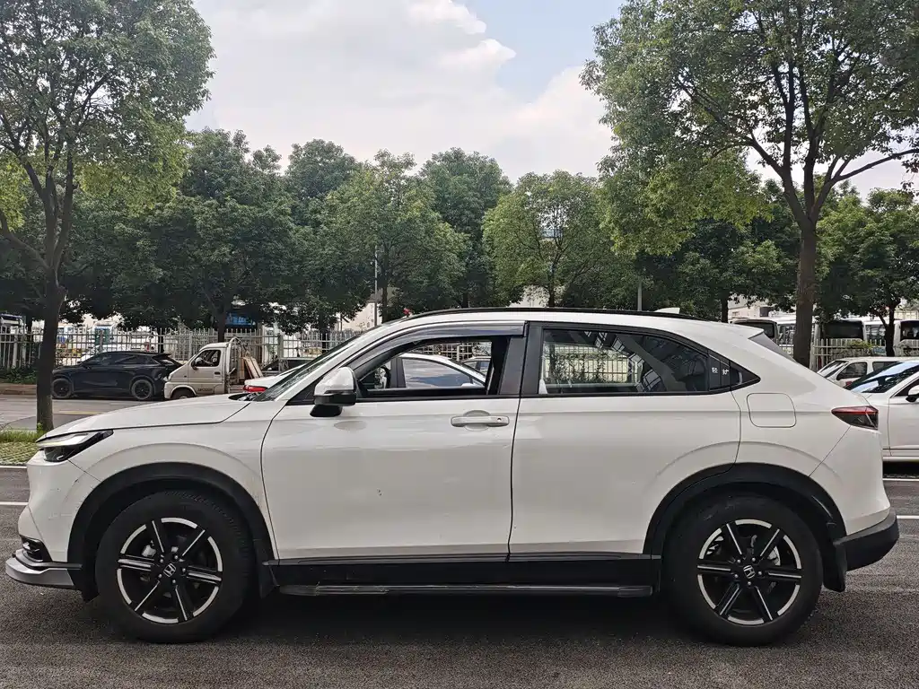 Honda Vezel 2023 — фото 4
