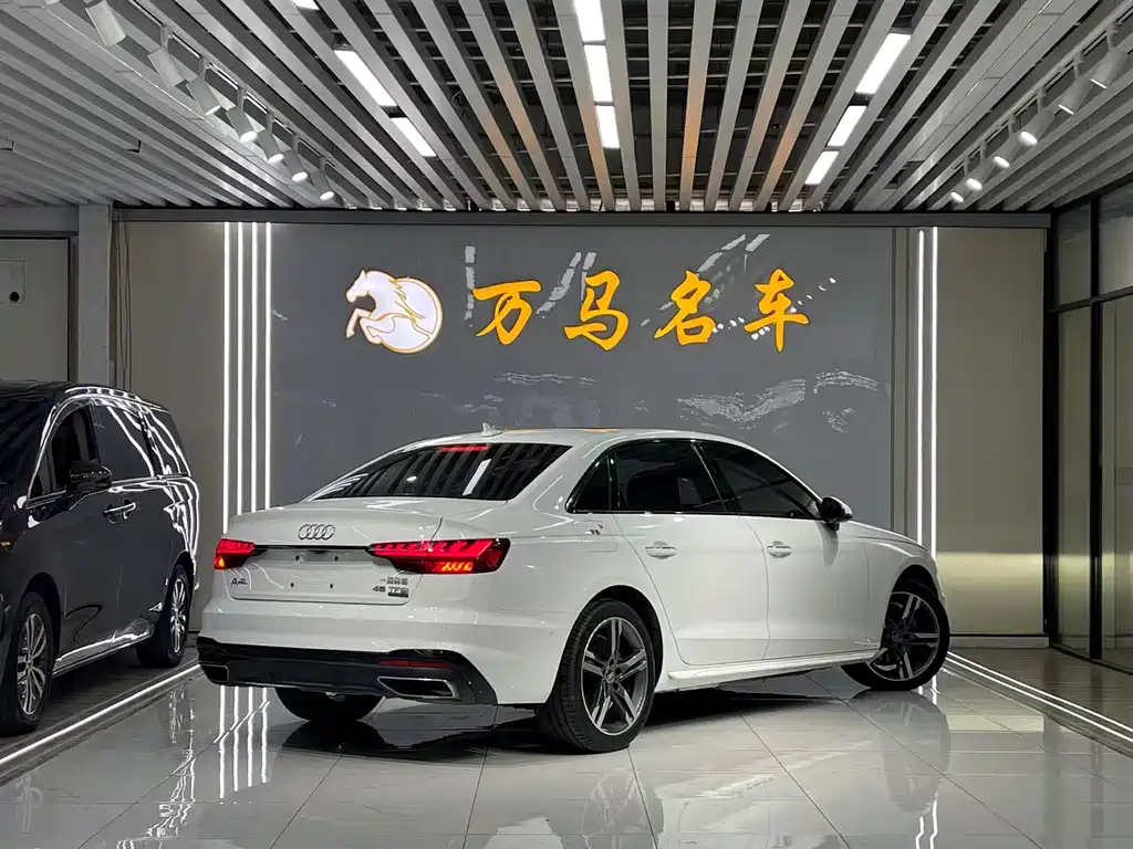 Audi A4L 2021 — фото 4