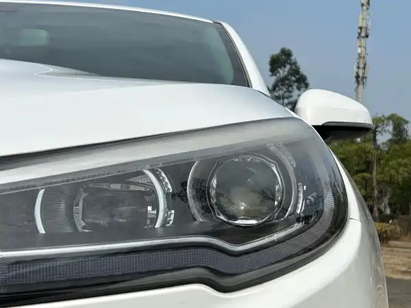 Hongqi H5 2020
