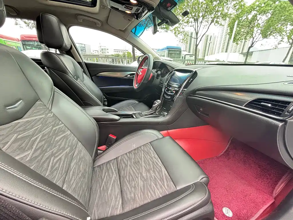 Cadillac ATS-L 2018 — фото 15