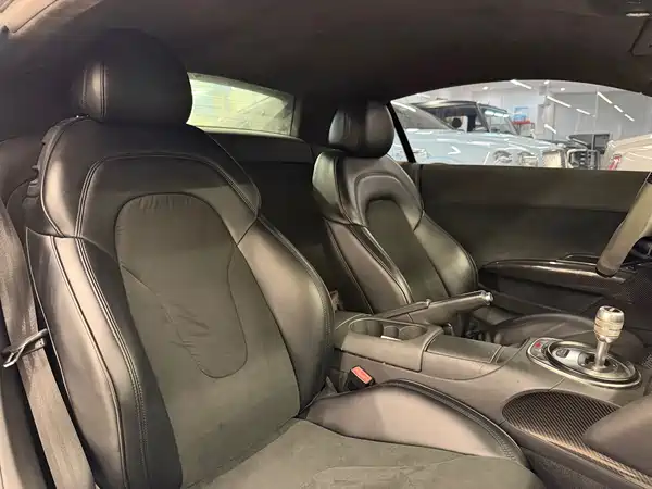 Audi R8 2014