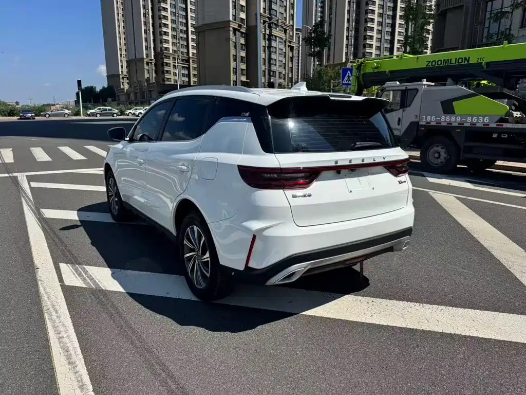 Geely Vision X6 2022 — фото 6