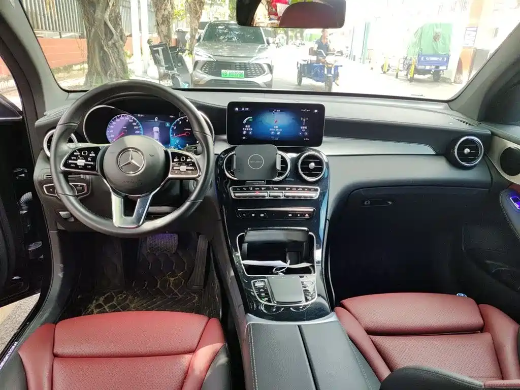 Mercedes-Benz GLC Coupe 2023 — фото 10