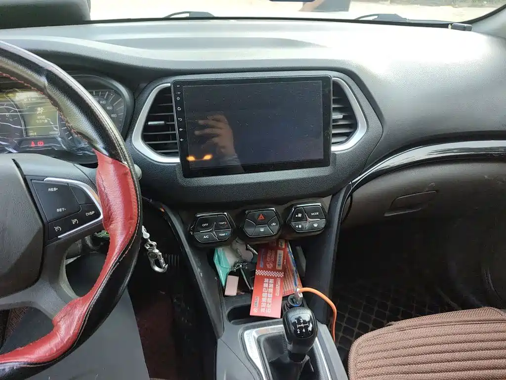 GAC Trumpchi GS4 2016 — фото 14