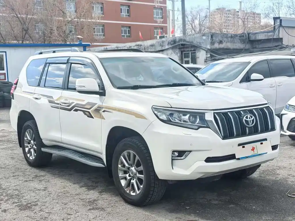 Toyota Prado 2018 — фото 3