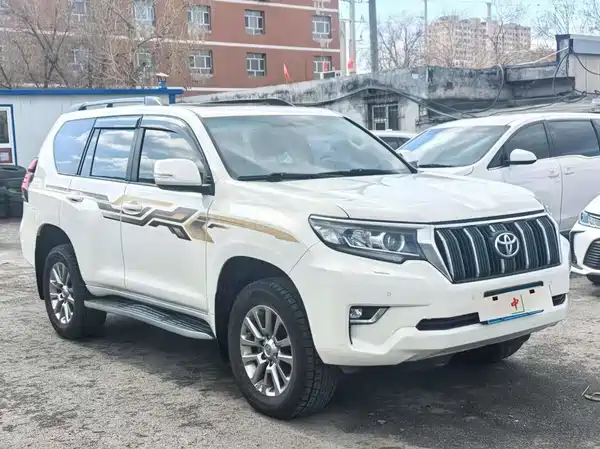 Toyota Prado 2018