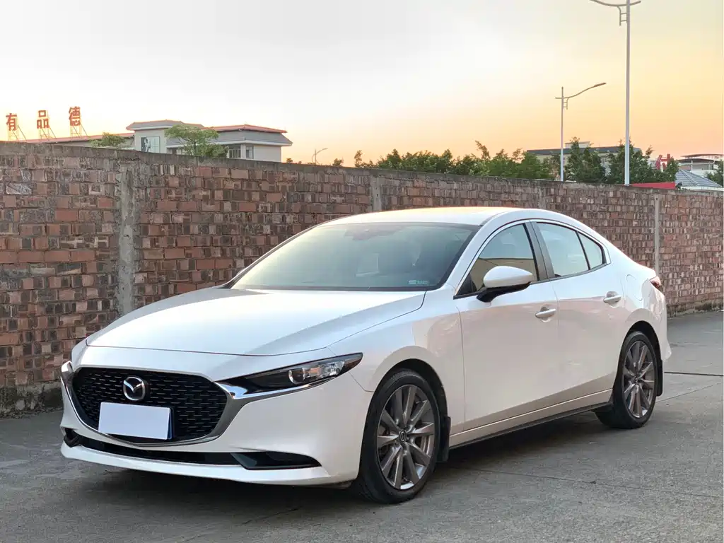 Mazda 3 Axela 2019