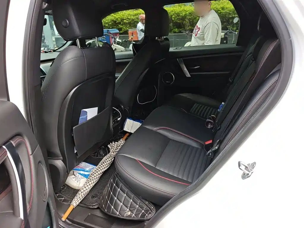 Land Rover Discovery Sport 2020 — фото 13