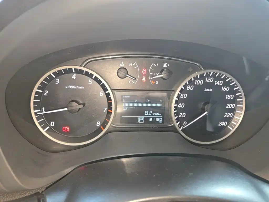 Nissan Sylphy 2019 — фото 12