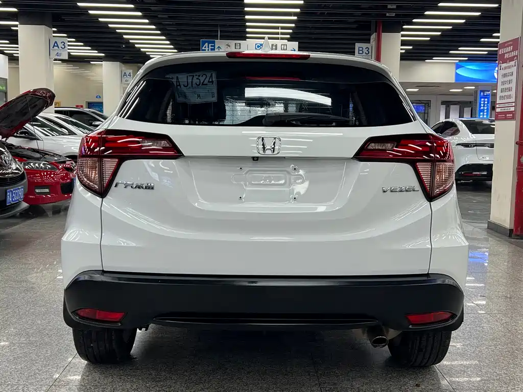 Honda Vezel 2017 — фото 25
