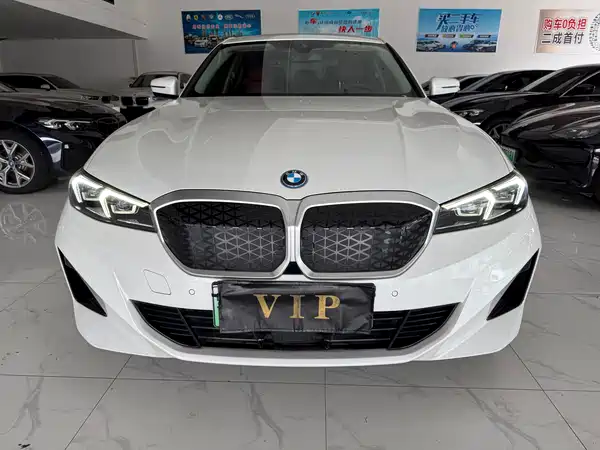 BMW i3 2025