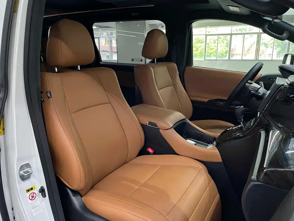 Toyota Alphard 2015 — фото 16