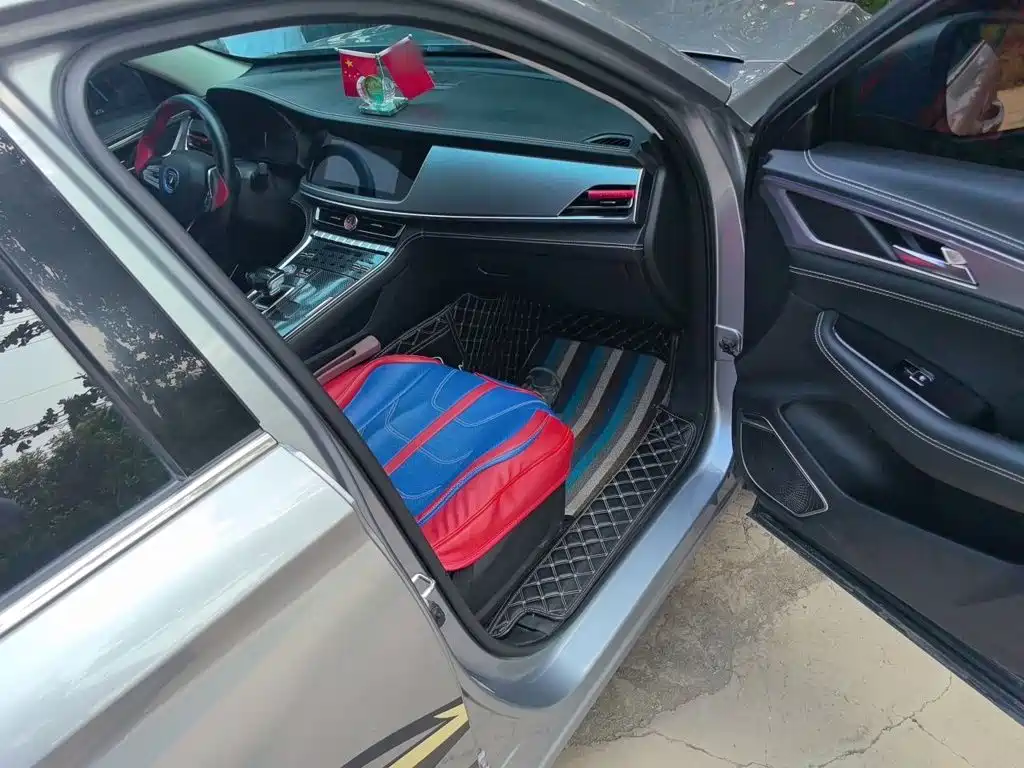 Changan CS85 COUPE 2020 — фото 20
