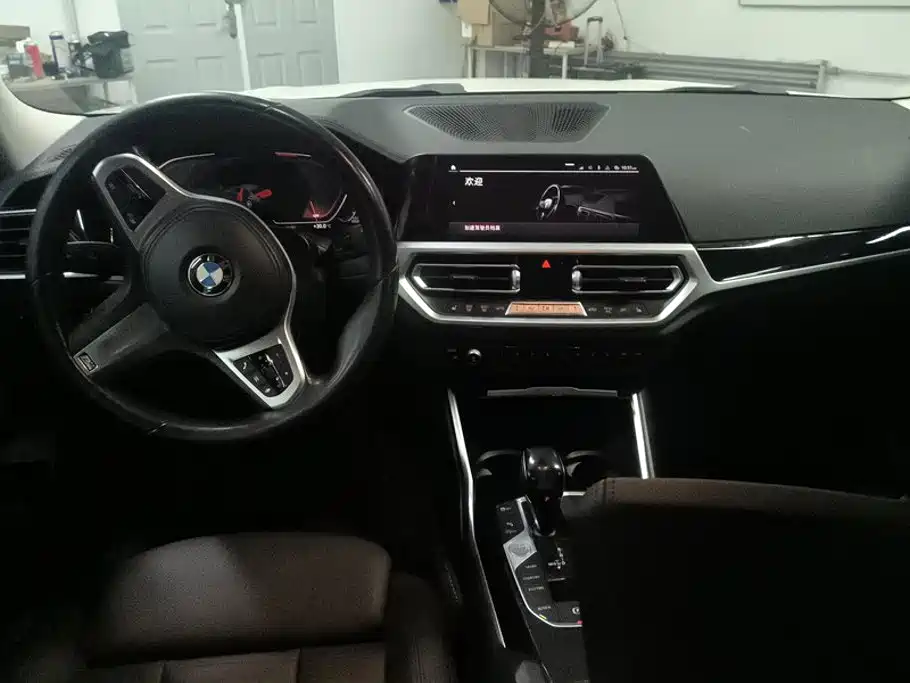 BMW 3 Series 2020 — фото 12