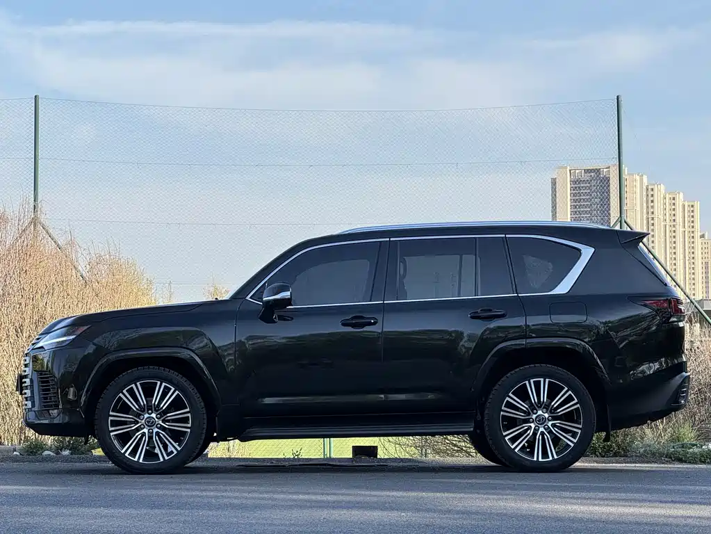 Lexus LX 2024 — фото 10