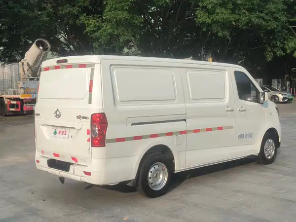 Changan Ruixing EM80 2024