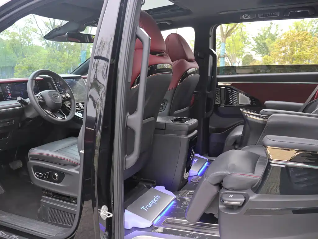 GAC Motor Trumpchi M8 2023 — фото 14