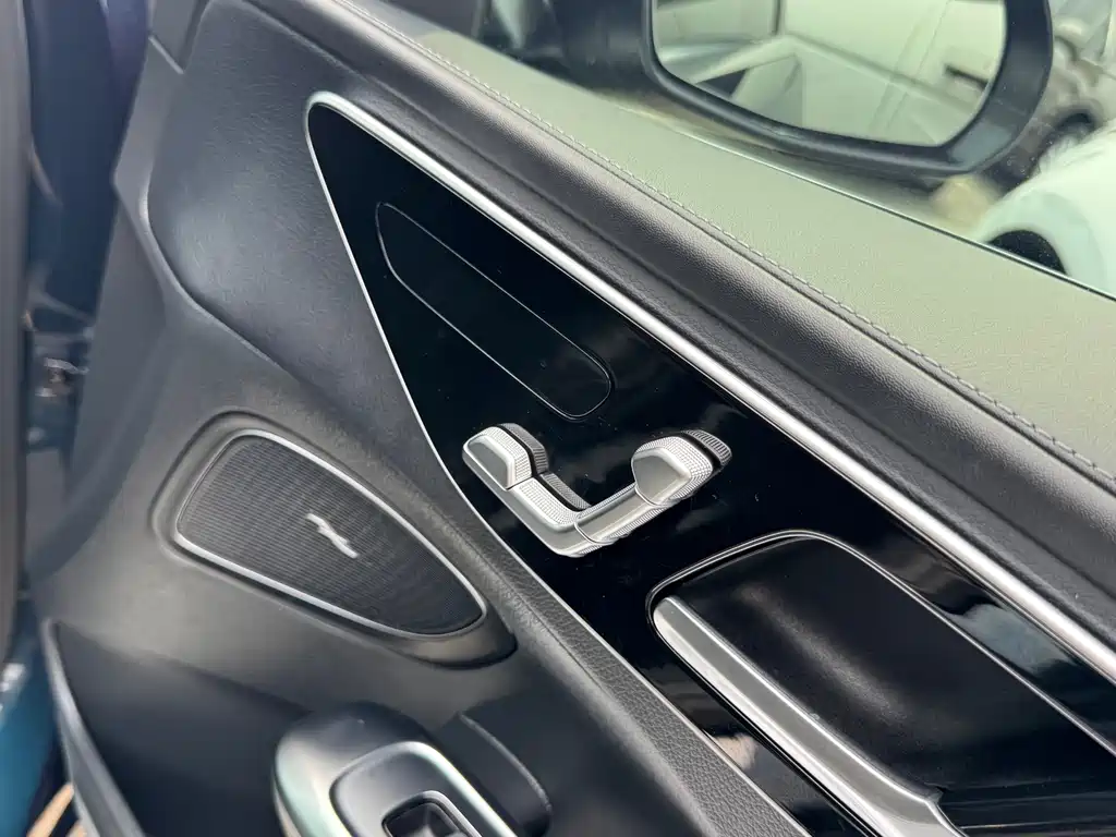 Mercedes-Benz C-Class 2022 — фото 14