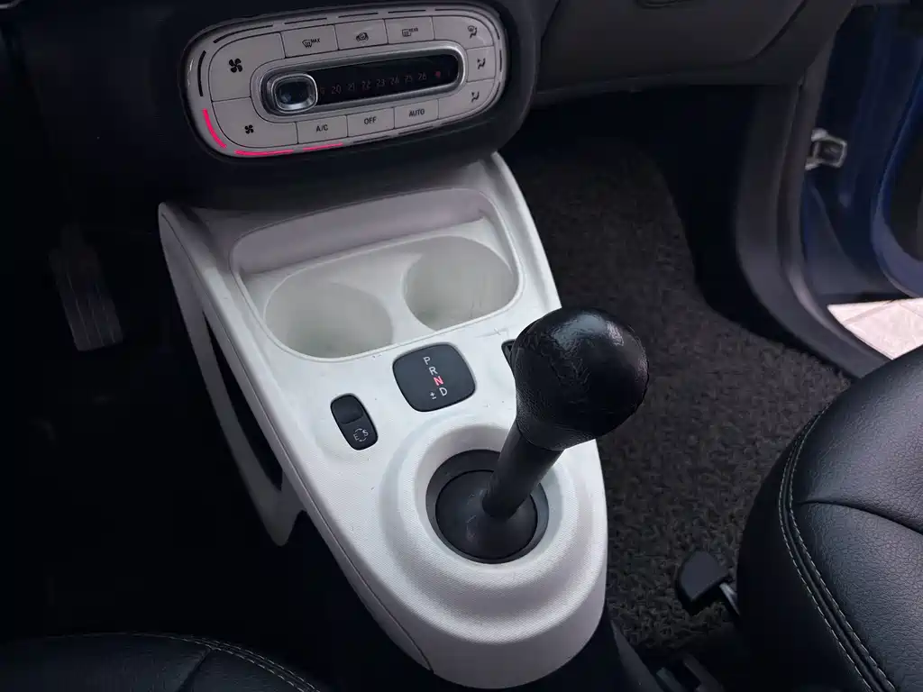 smart Forfour 2017 — фото 14