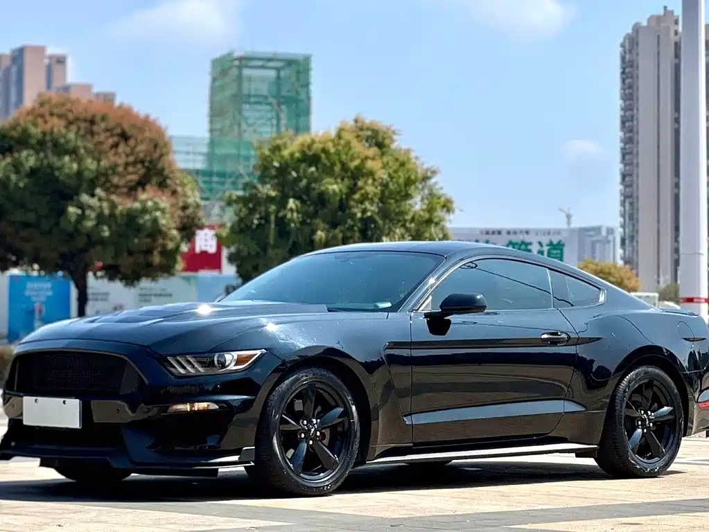 Ford Mustang 2017 — фото 4
