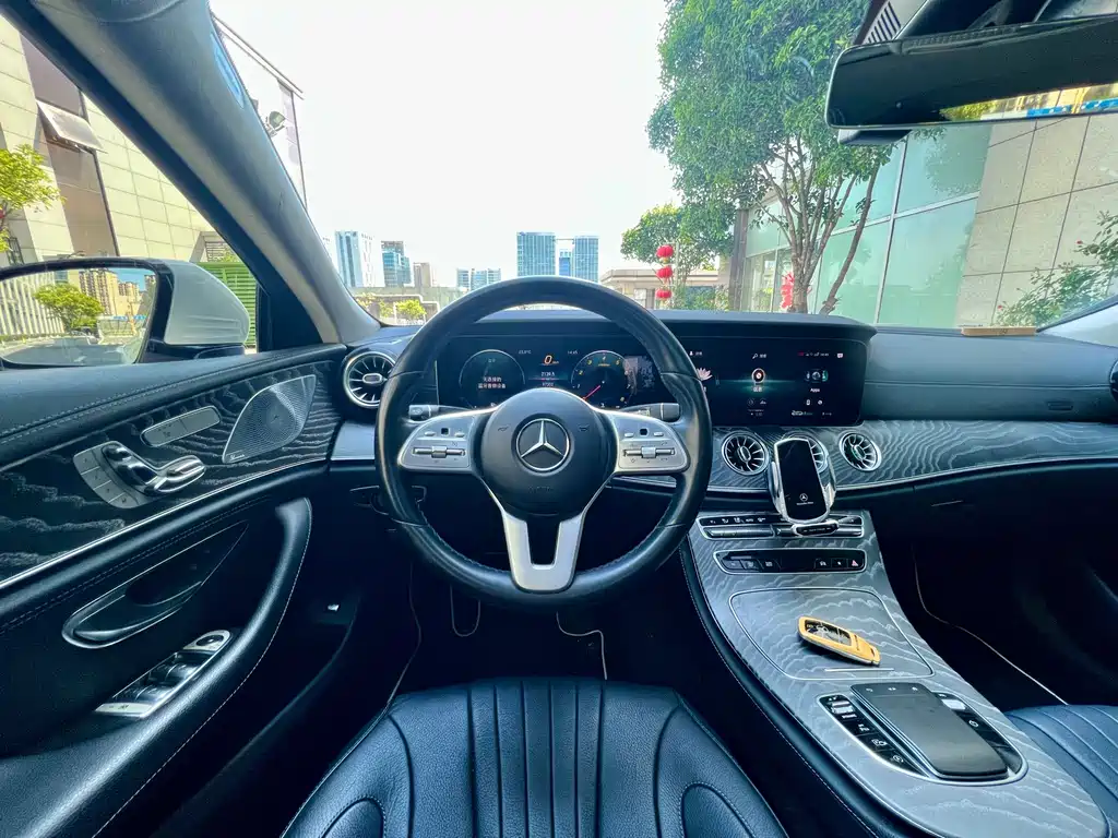 Mercedes-Benz CLS 2021 — фото 17