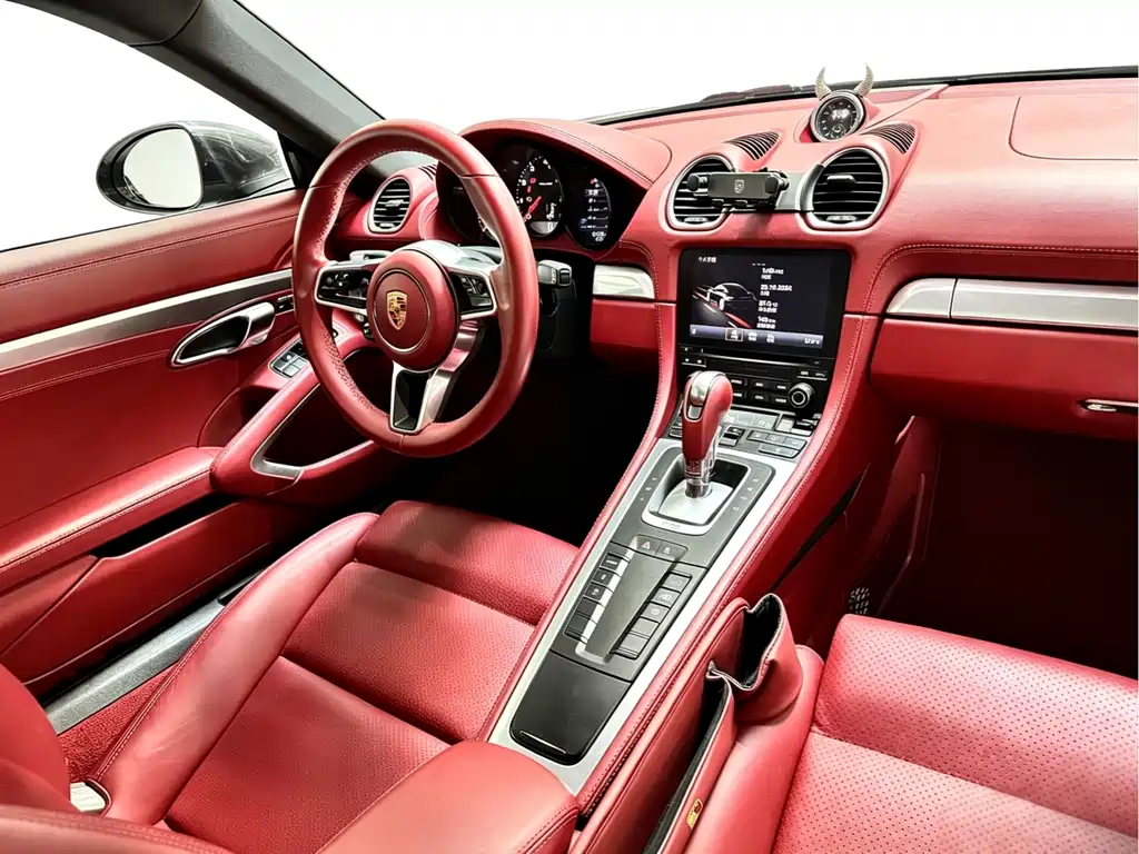 Porsche 718 2020 — фото 10