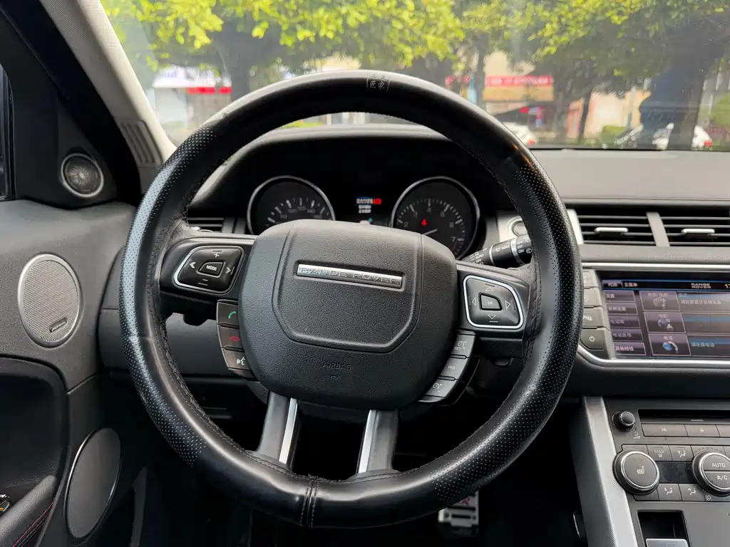 Land Rover Evoque 2013 — фото 17