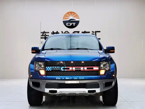 Ford F-150 Raptor 2015